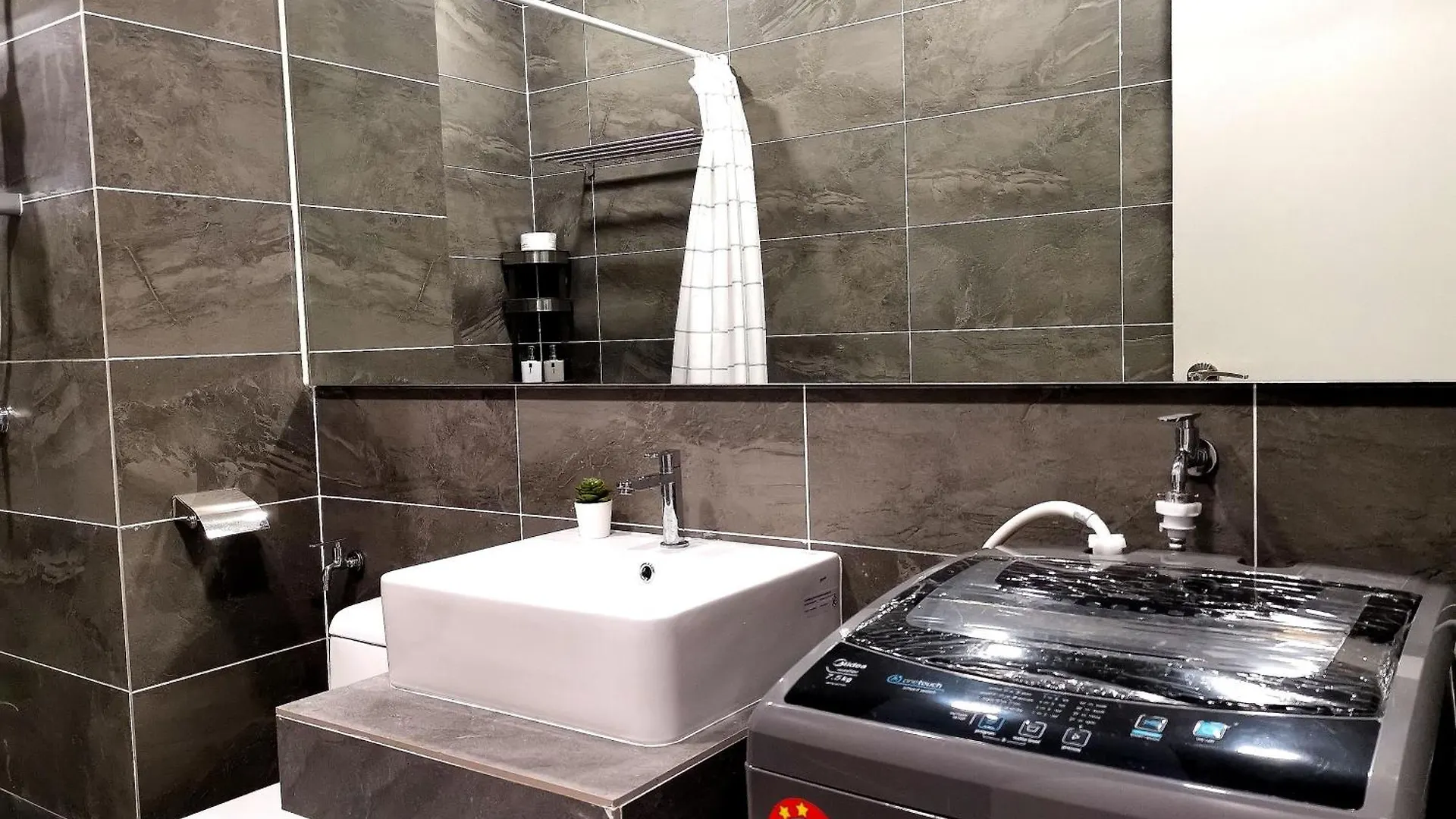 Bell Suite 4Pax Sepang Kota Warisan Klia 0*,