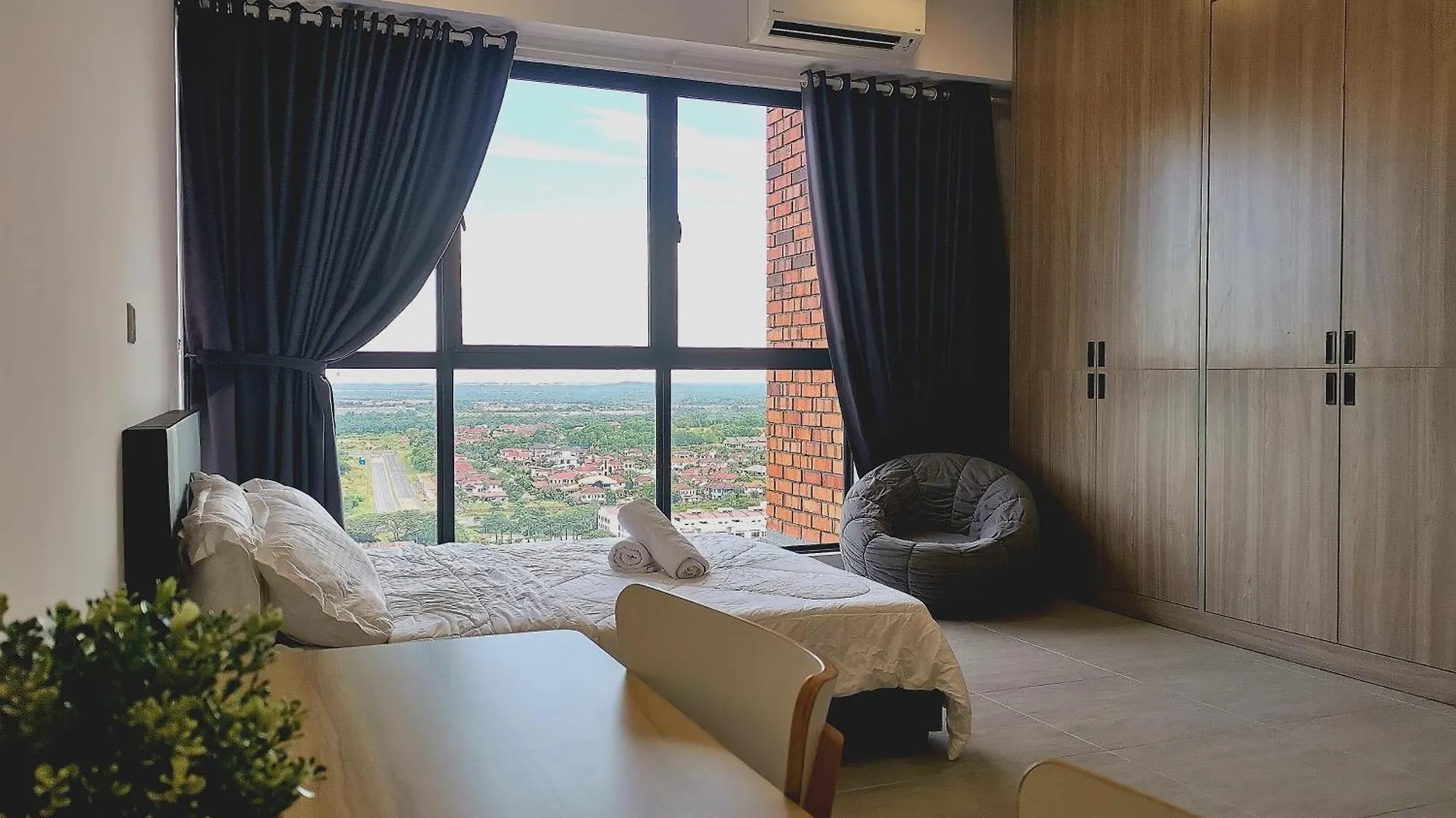 Bell Suite 4Pax Sepang Kota Warisan Klia